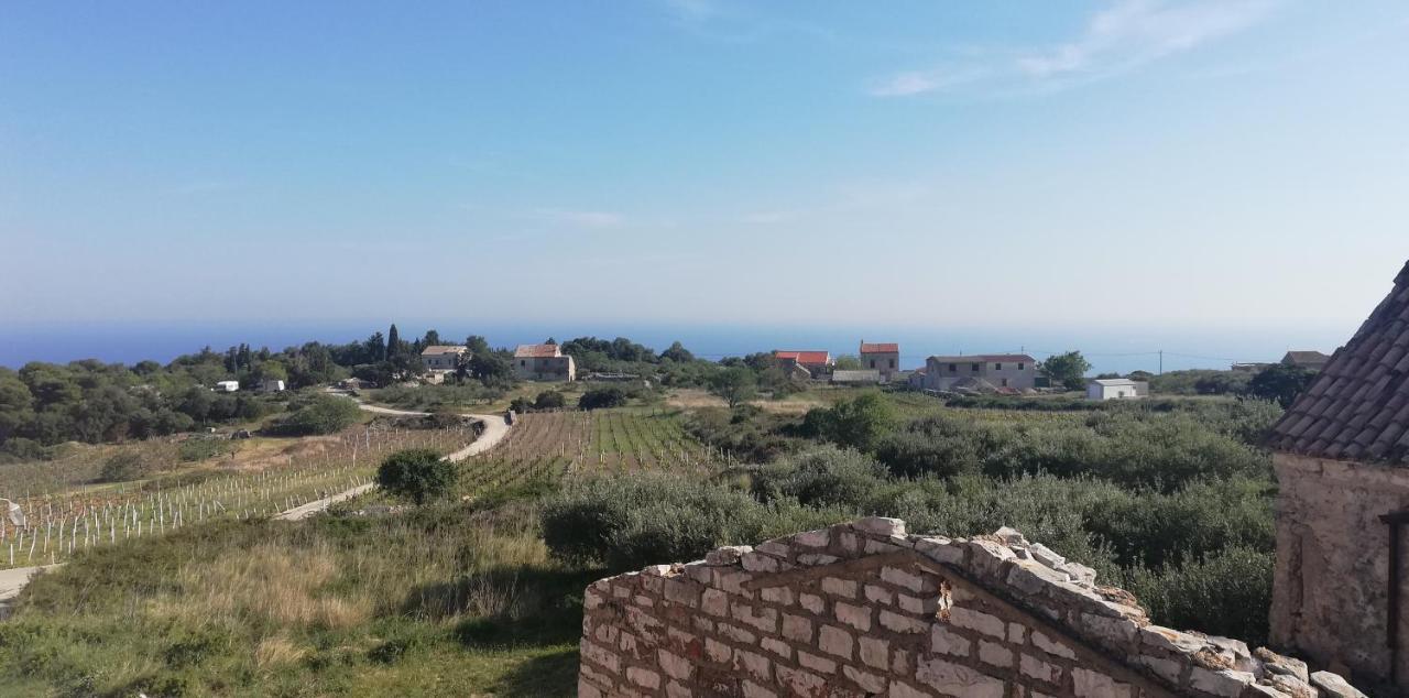 Holiday Home Burba Komiža Kültér fotó